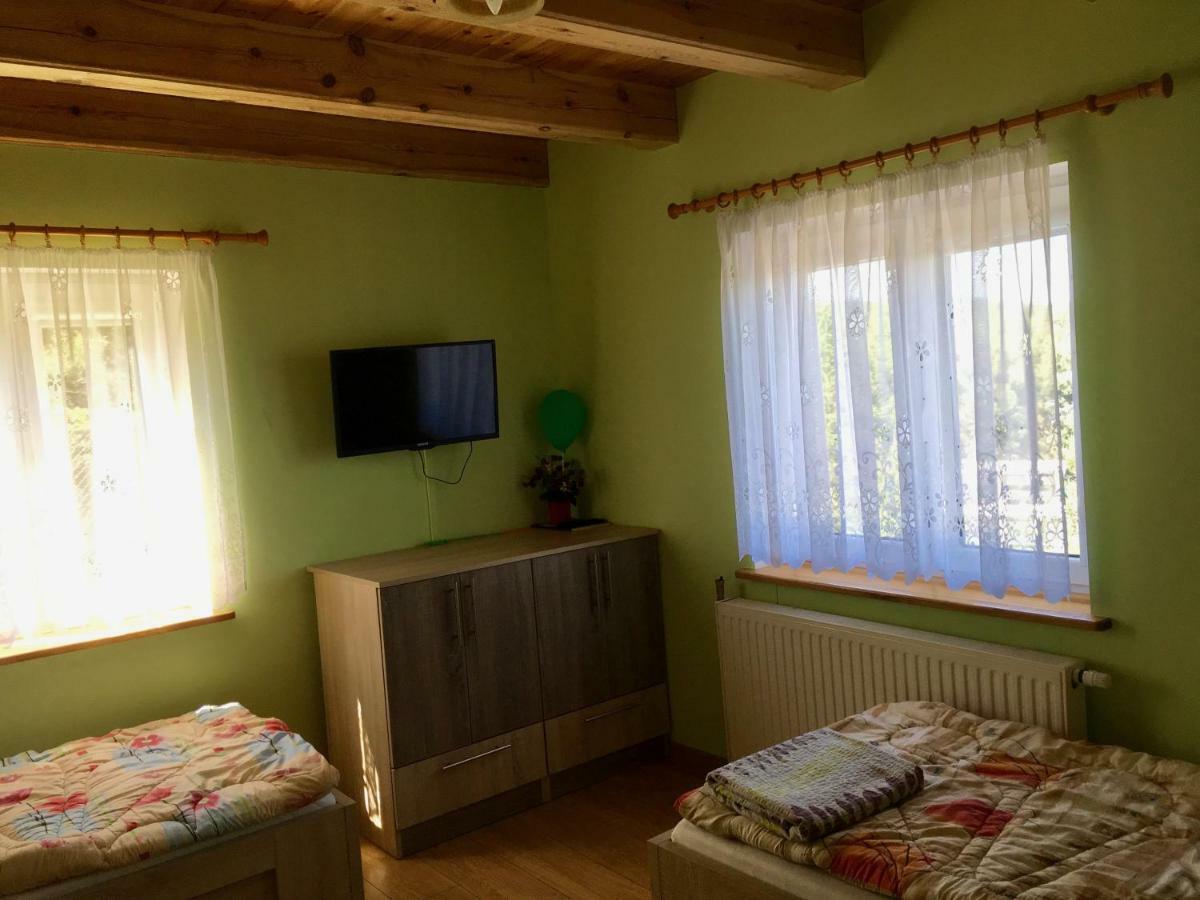 Teczowe Lowisko Hotell Wolka Orlowska Exteriör bild